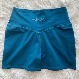 Alphalete Surface Power Short Women’s Size Small Moroccan Blue